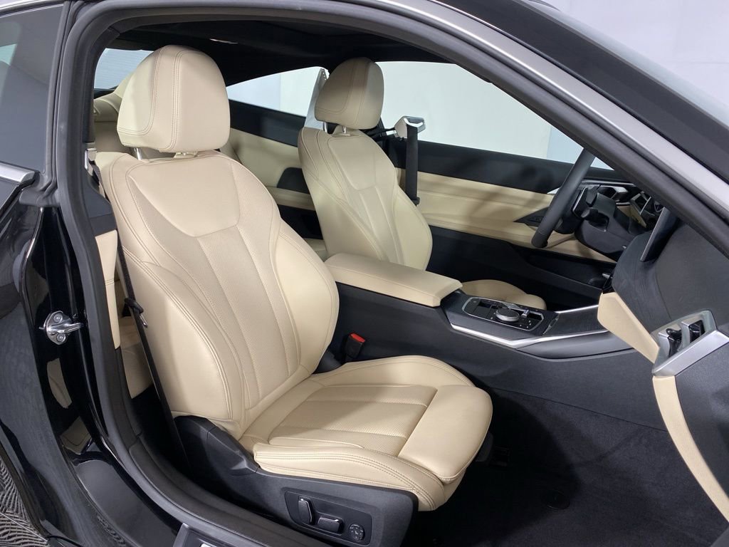 Used 2026 BMW 430i xDrive Coupe w/ Premium Package image 23