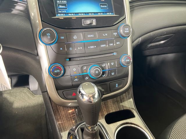 Used 2015 Chevrolet Malibu LT image 19