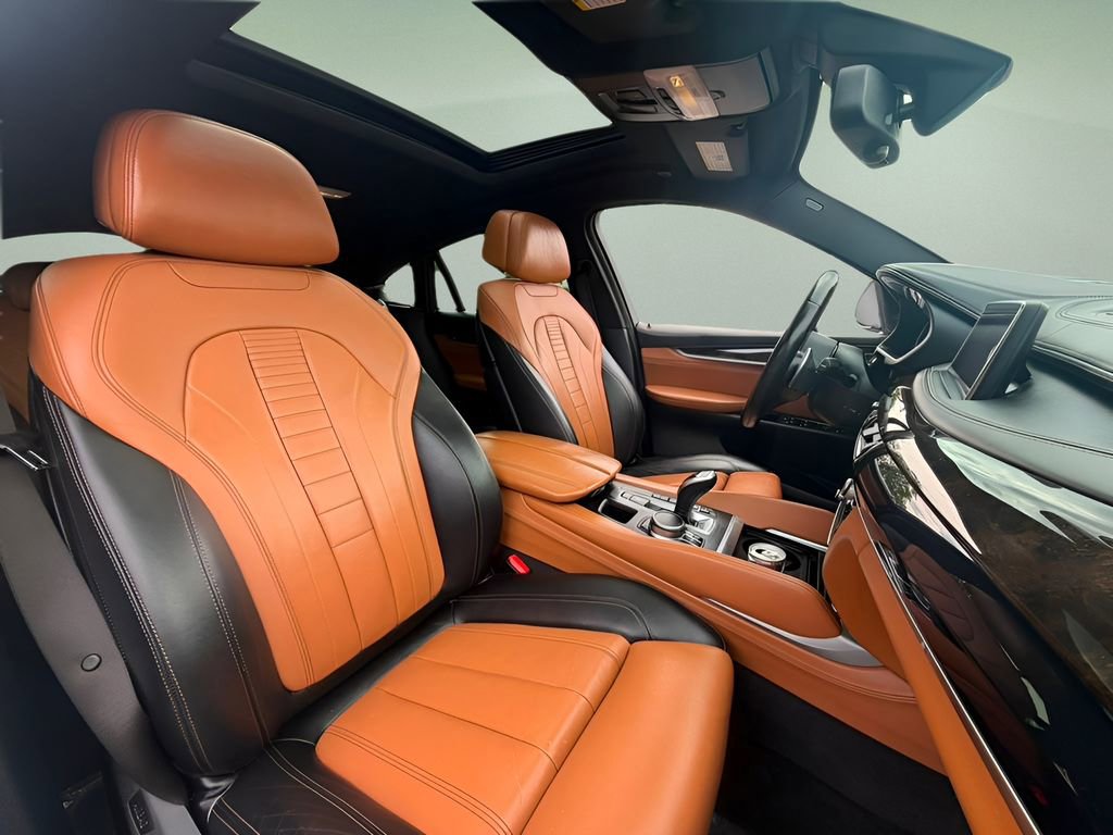 Used 2019 BMW X6 xDrive35i w/ M Sport Package AWD/4WD image 21
