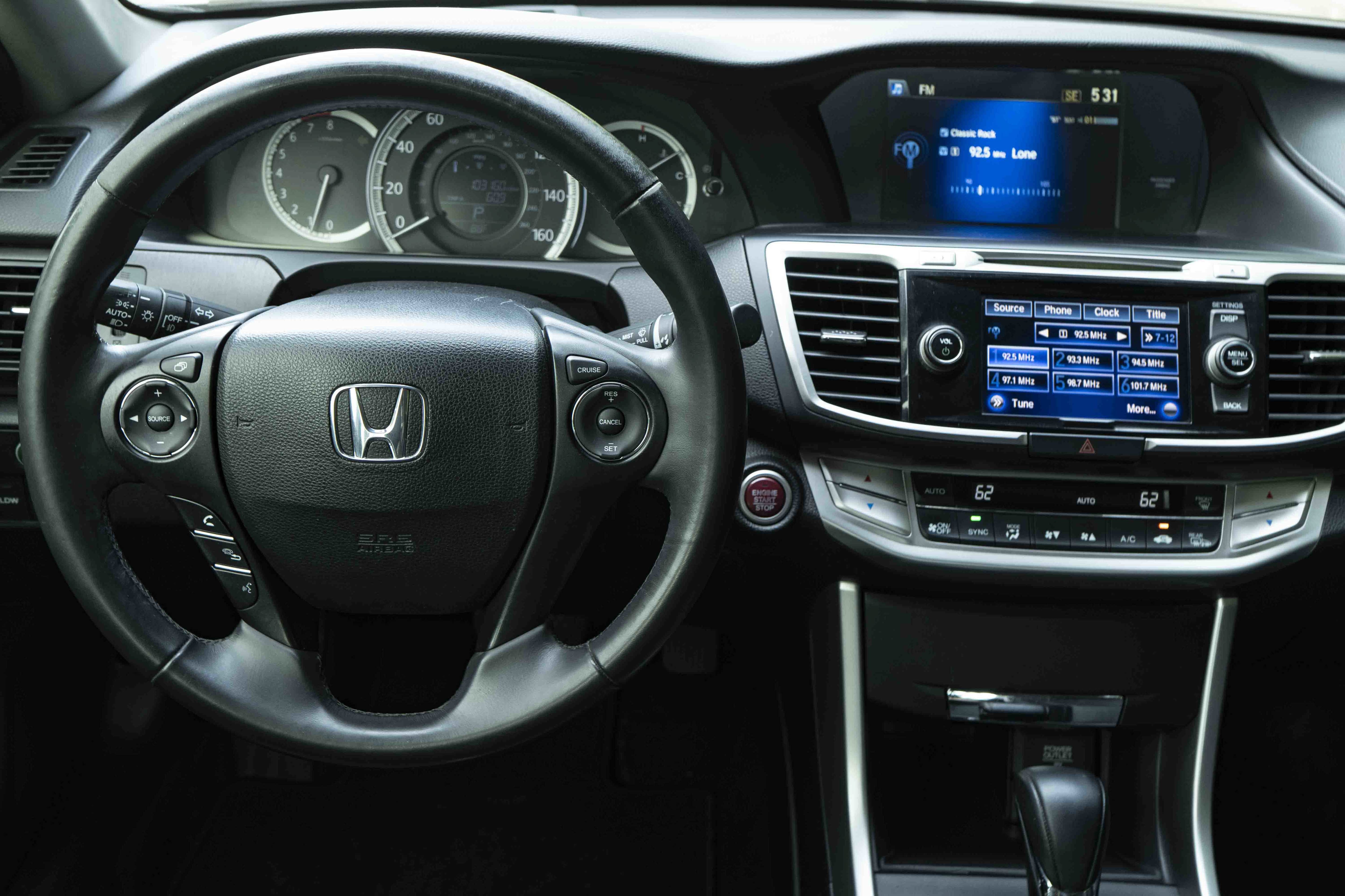 Used 2015 Honda Accord EX-L image 19
