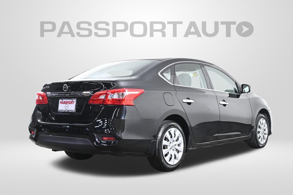 Used 2016 Nissan Sentra S image 10