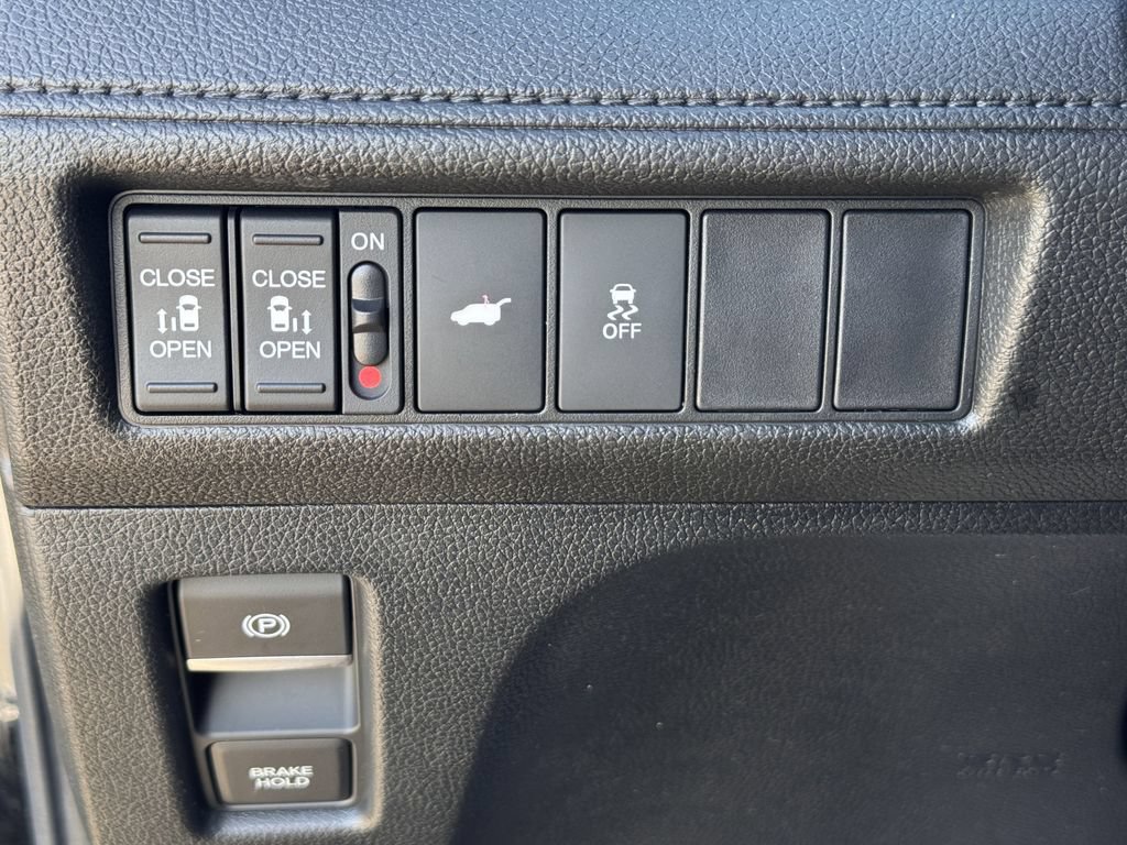 Used 2025 Honda Odyssey Sport-L image 22