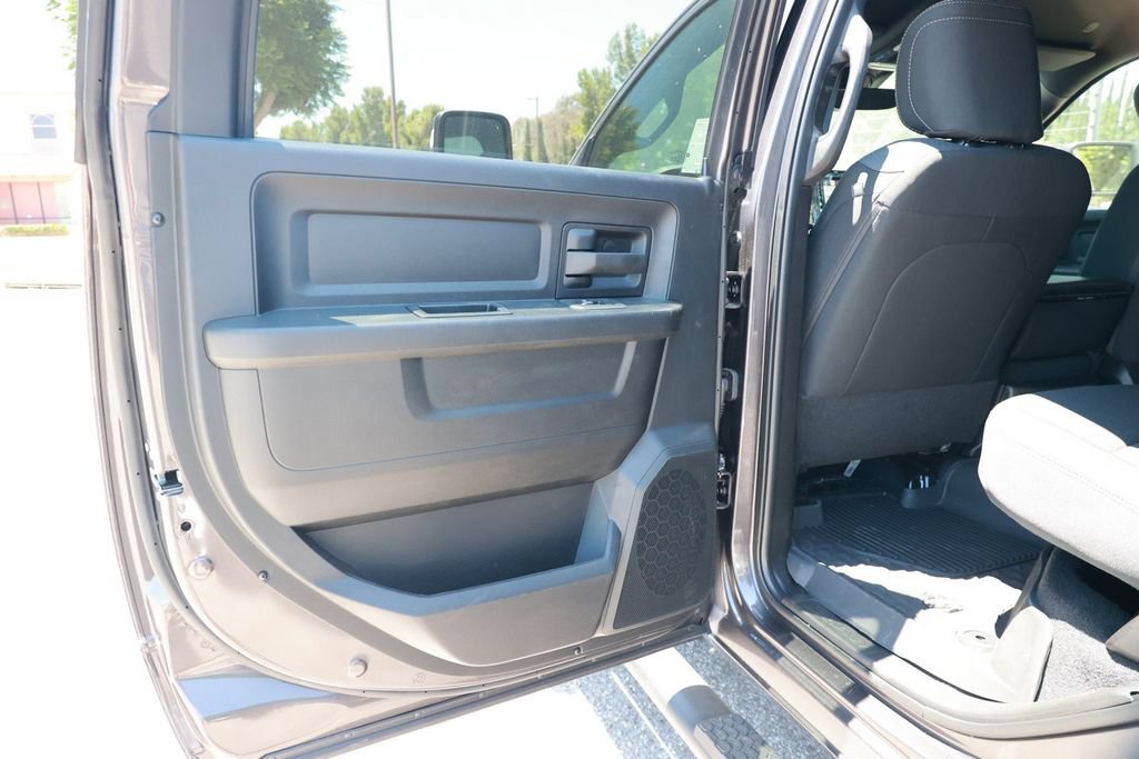 New 2026 RAM 3500 Tradesman AWD/4WD image 27