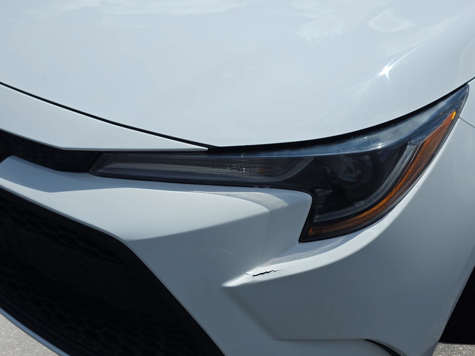 Used 2022 Toyota Corolla LE FWD image 29