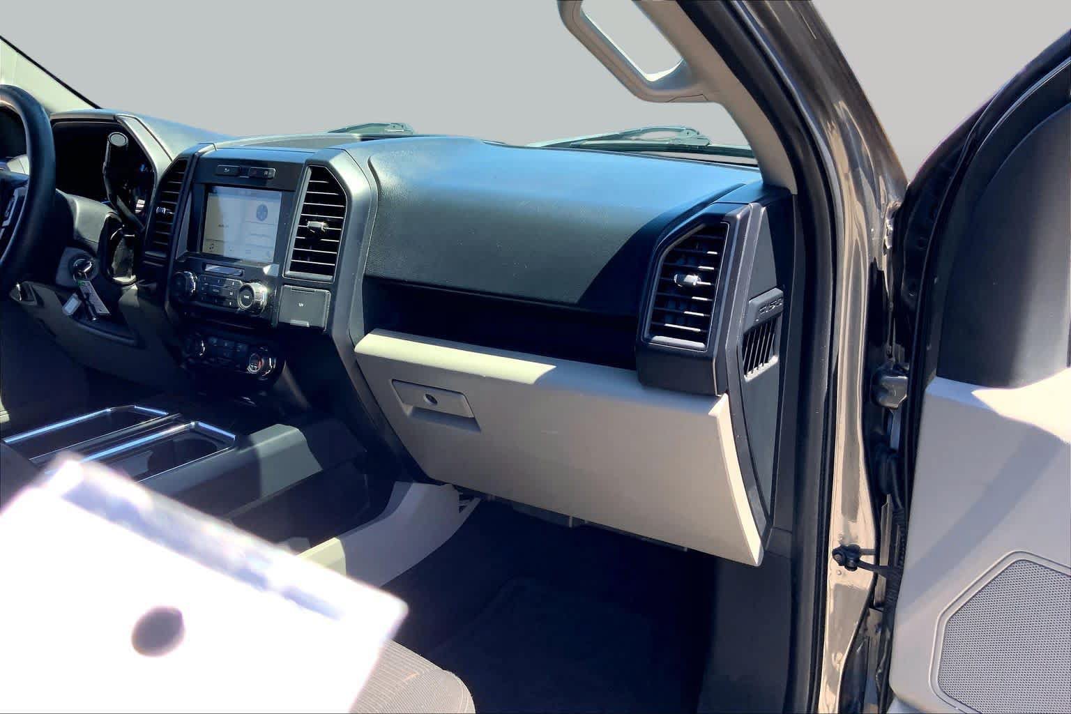 Used 2017 Ford F150 XL w/ Equipment Group 101A Mid RWD image 17