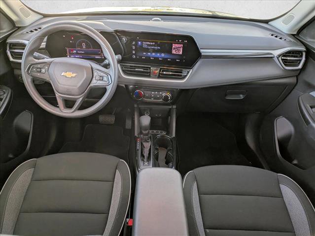 Used 2025 Chevrolet TrailBlazer LT image 16