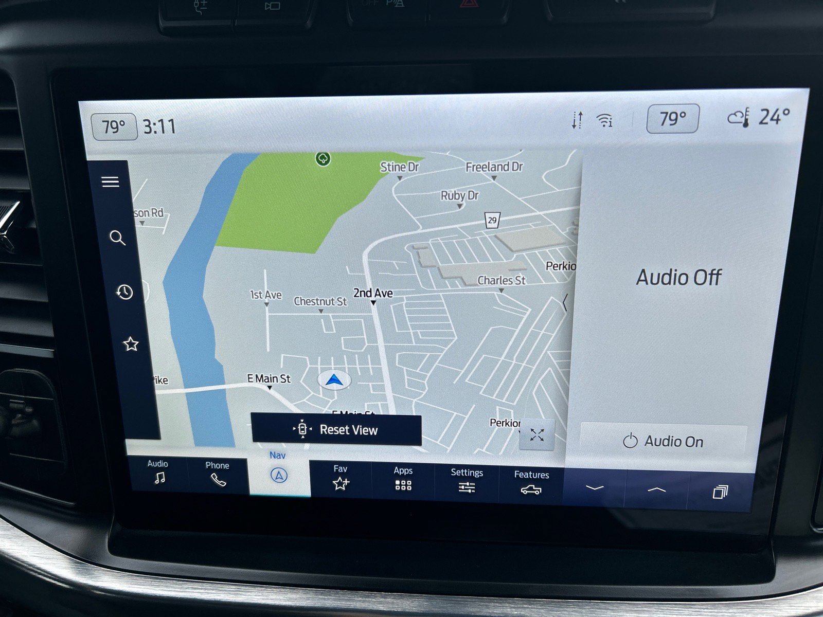 Certified 2023 Ford F150 Lariat w/ Equipment Group 502A High image 26