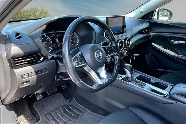 Certified 2022 Nissan Sentra SV FWD image 16