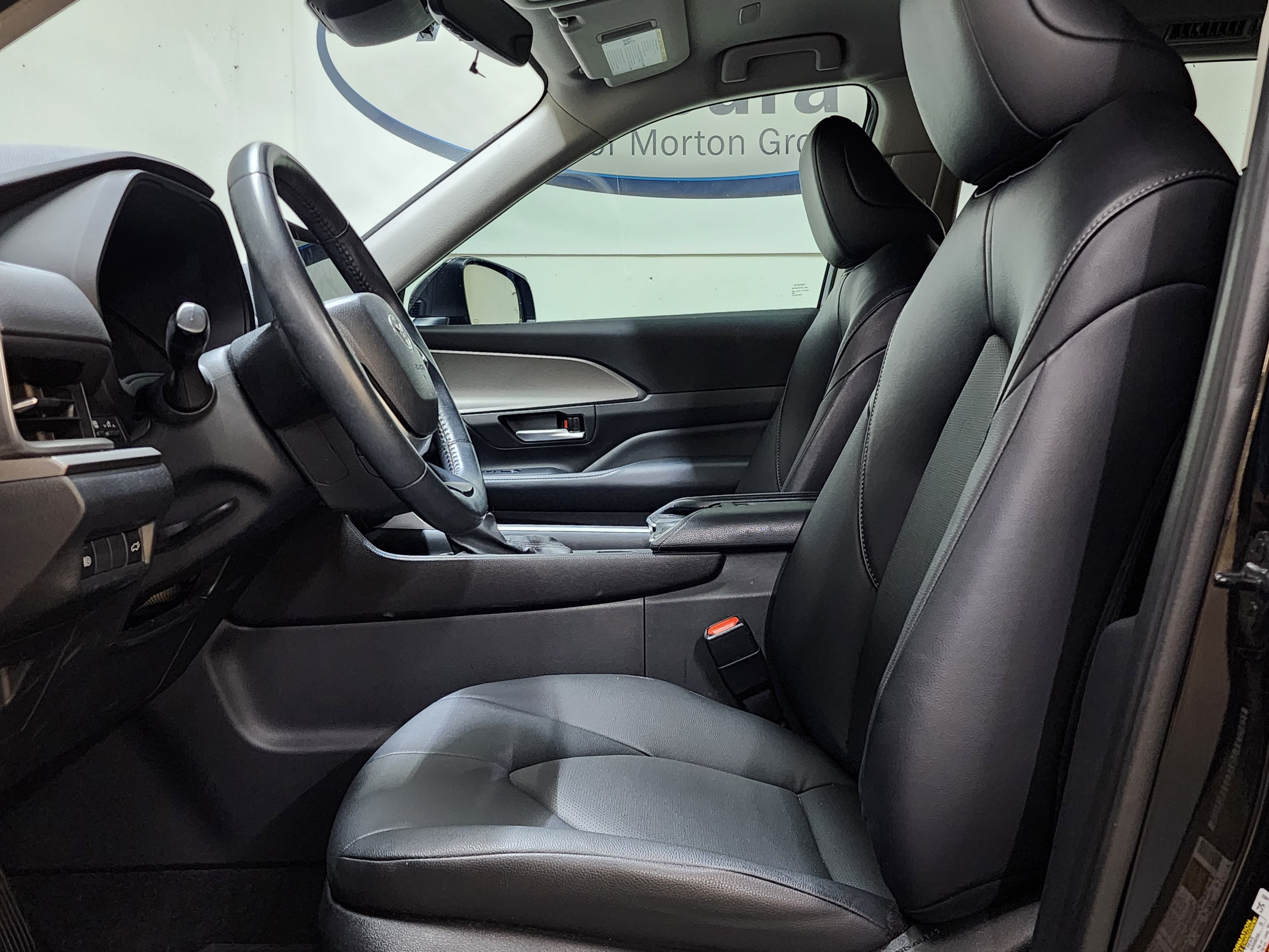 Used 2024 Toyota Grand Highlander AWD image 15