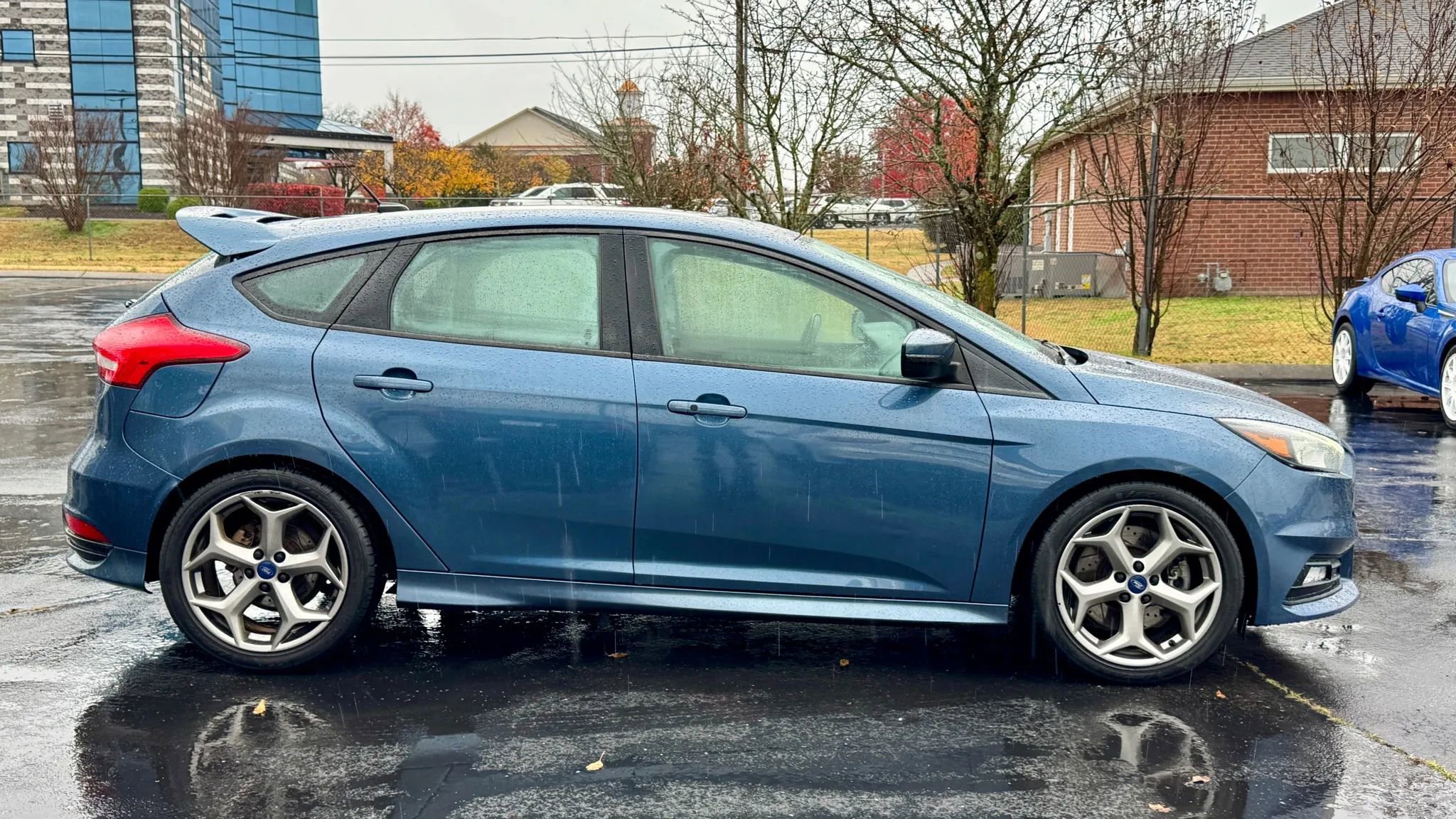 Used 2018 Ford Focus ST image 4