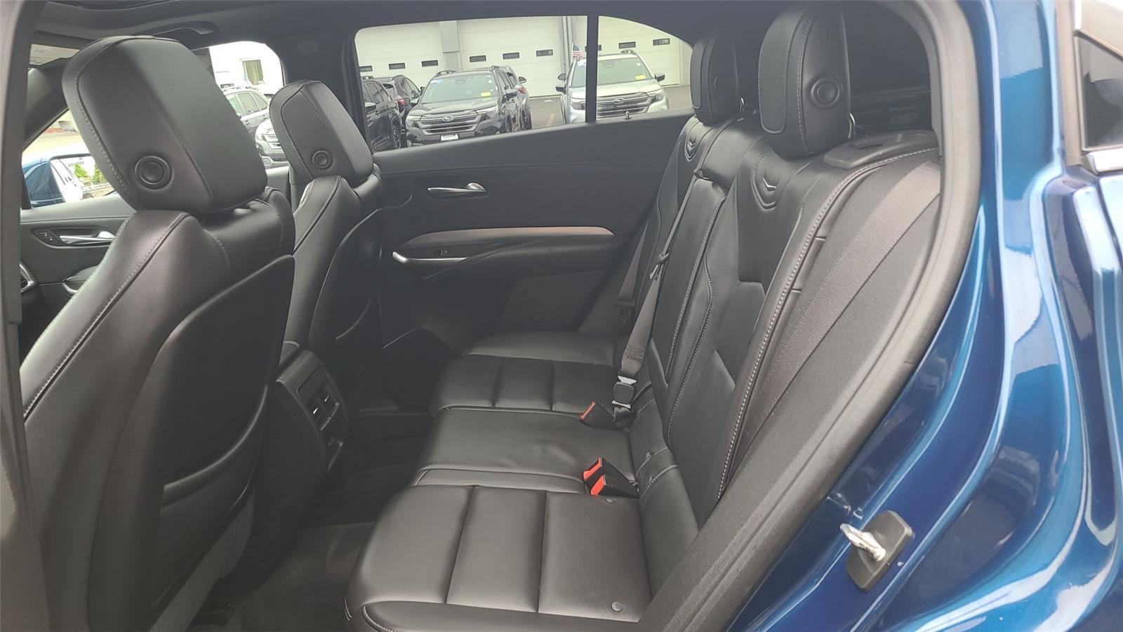 Used 2019 Cadillac XT4 Premium Luxury AWD/4WD image 24