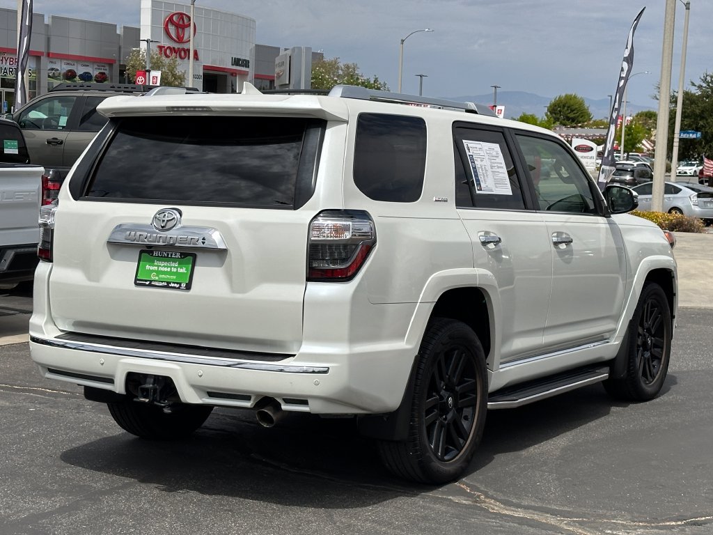 Used 2022 Toyota 4Runner Limited RWD image 9