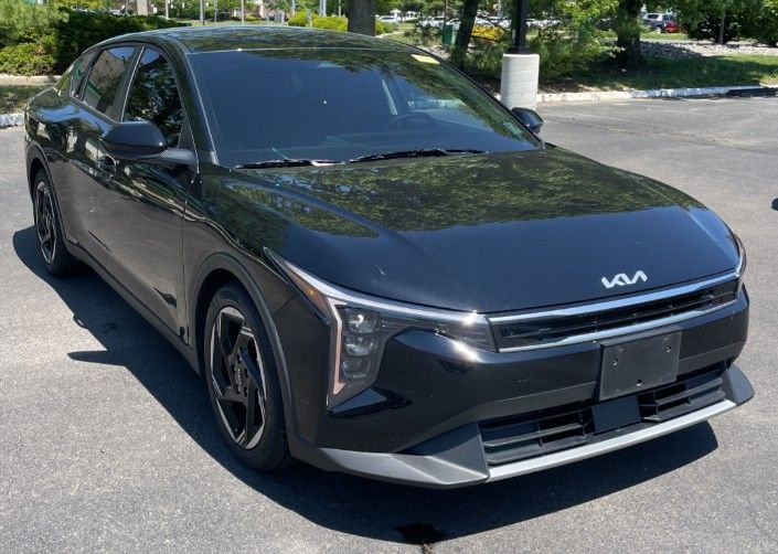 Used 2025 Kia K4 EX FWD image 1