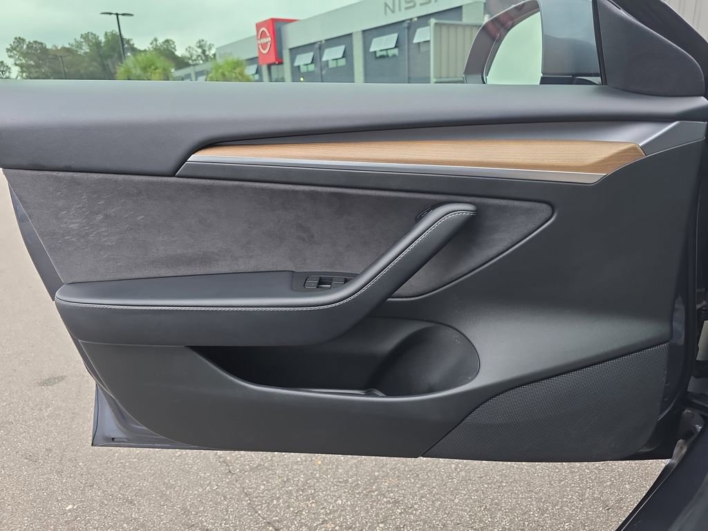 Used 2022 Tesla Model 3 Long Range image 32