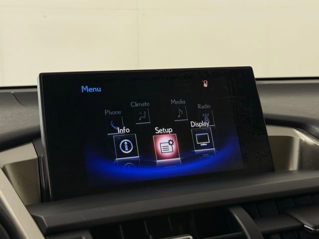 Used 2015 Lexus NX 200t FWD image 16