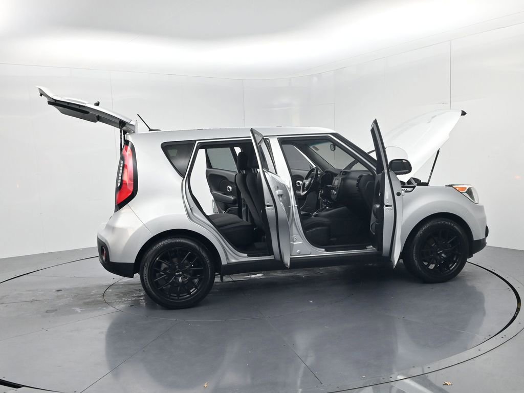 Used 2017 Kia Soul image 49