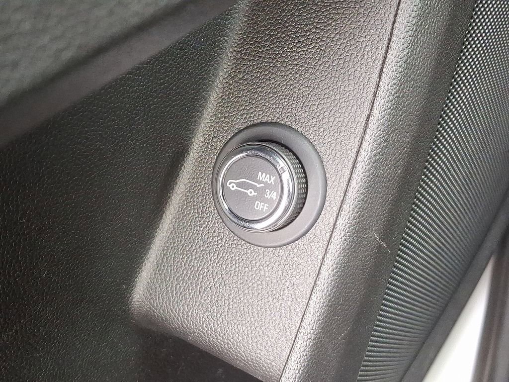 Certified 2023 Chevrolet Traverse LT image 28