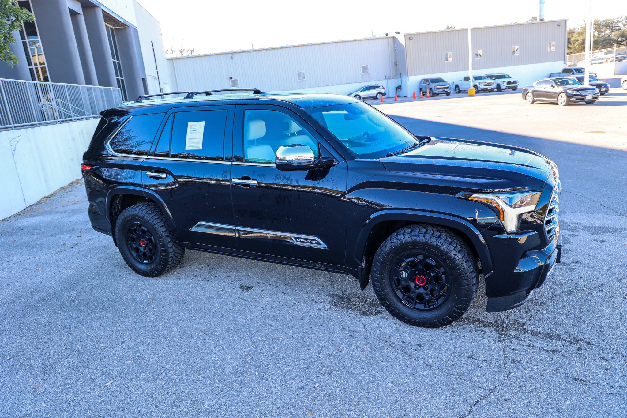 Used 2023 Toyota Sequoia Capstone image 8