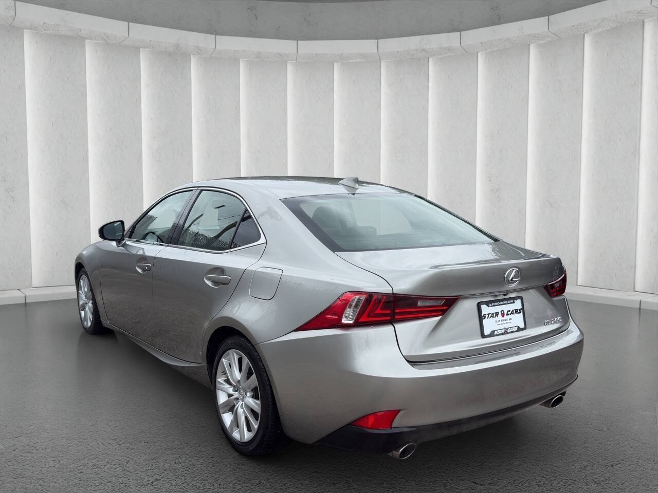 Used 2014 Lexus IS 250 RWD image 3