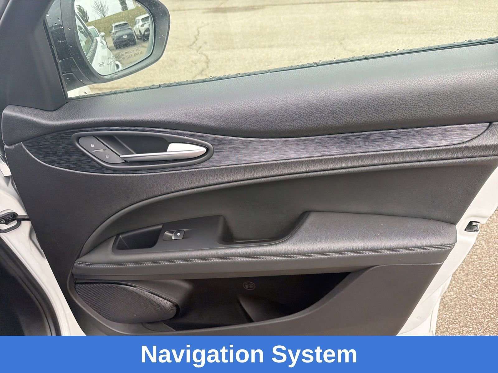 Used 2024 Alfa Romeo Stelvio Sprint image 23