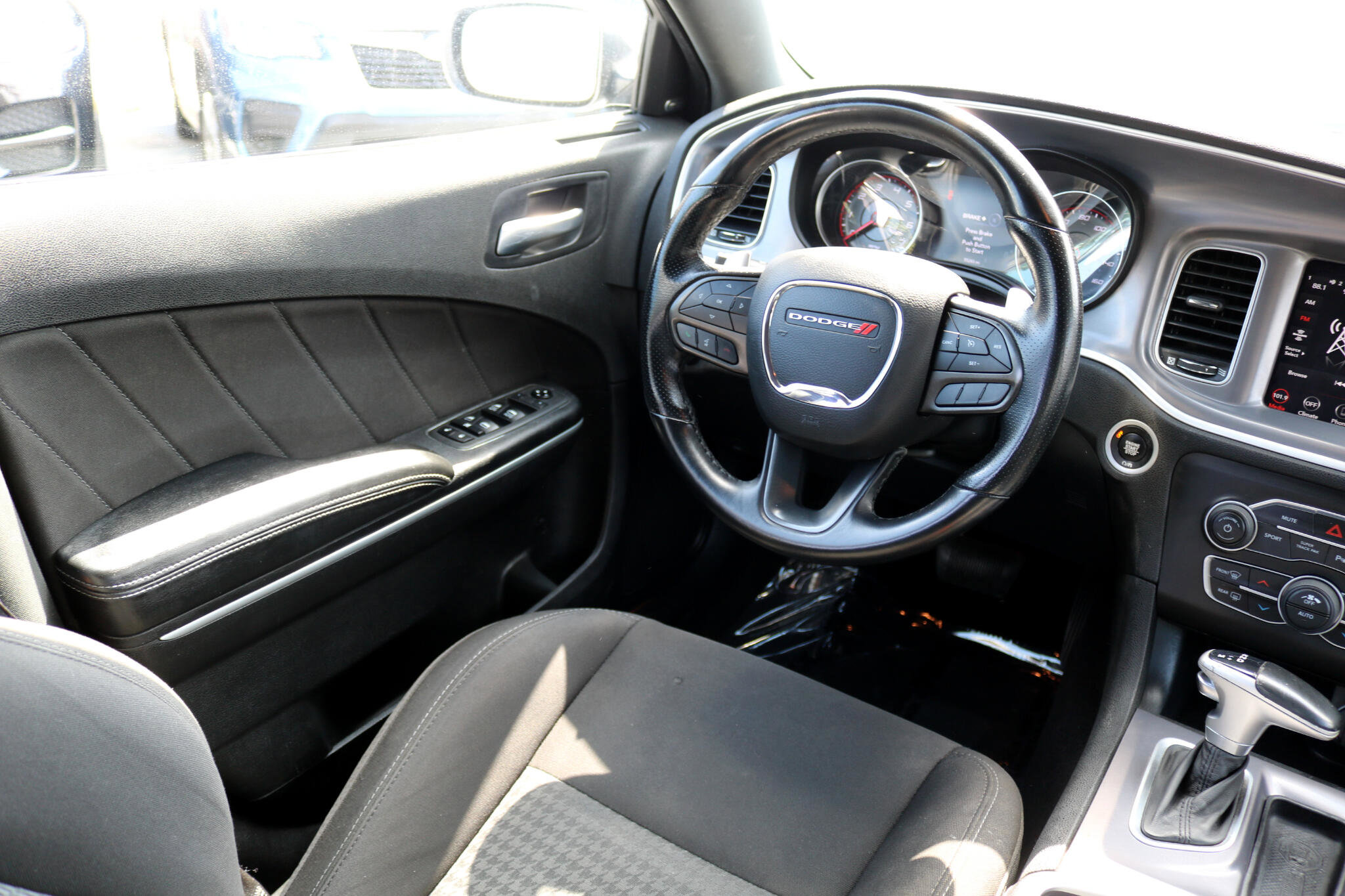 Used 2021 Dodge Charger R/T image 24