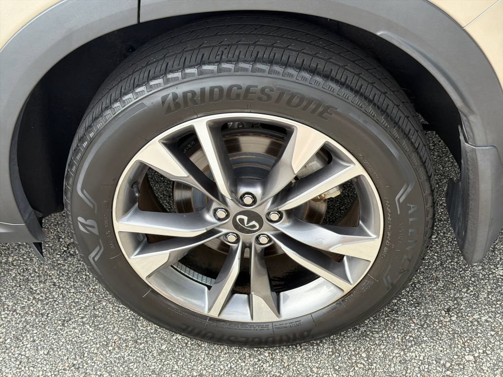 Used 2023 INFINITI QX60 Luxe w/ Cargo Package FWD image 19