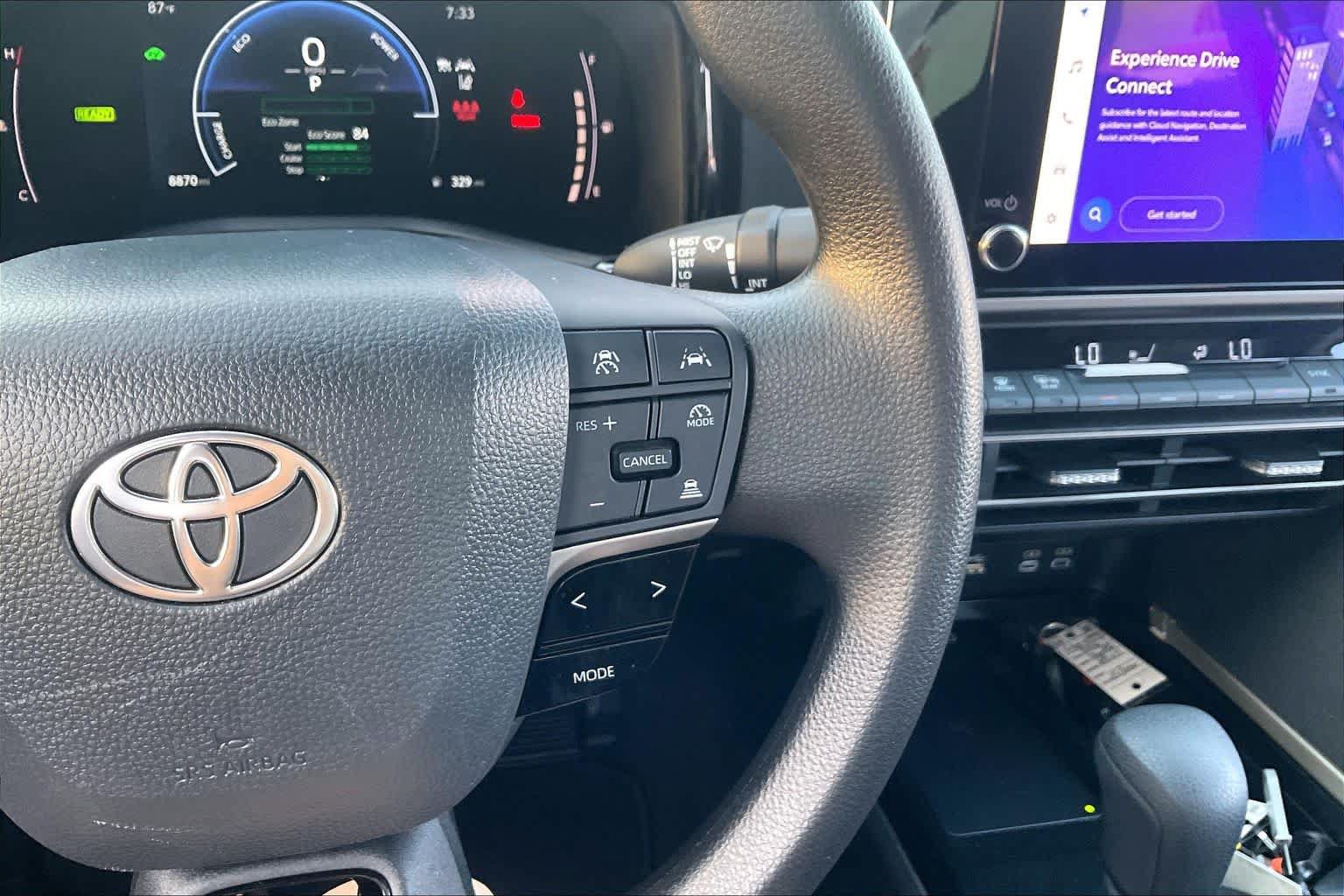Used 2026 Toyota Camry LE w/ Convenience Package FWD image 24