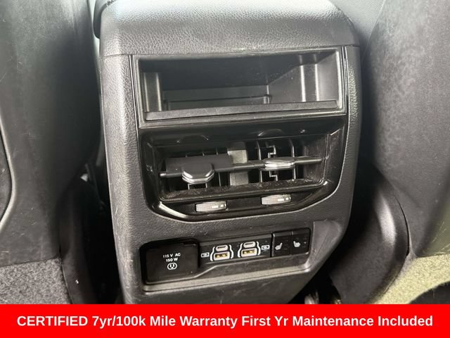Used 2023 Jeep Grand Cherokee Limited AWD/4WD image 16