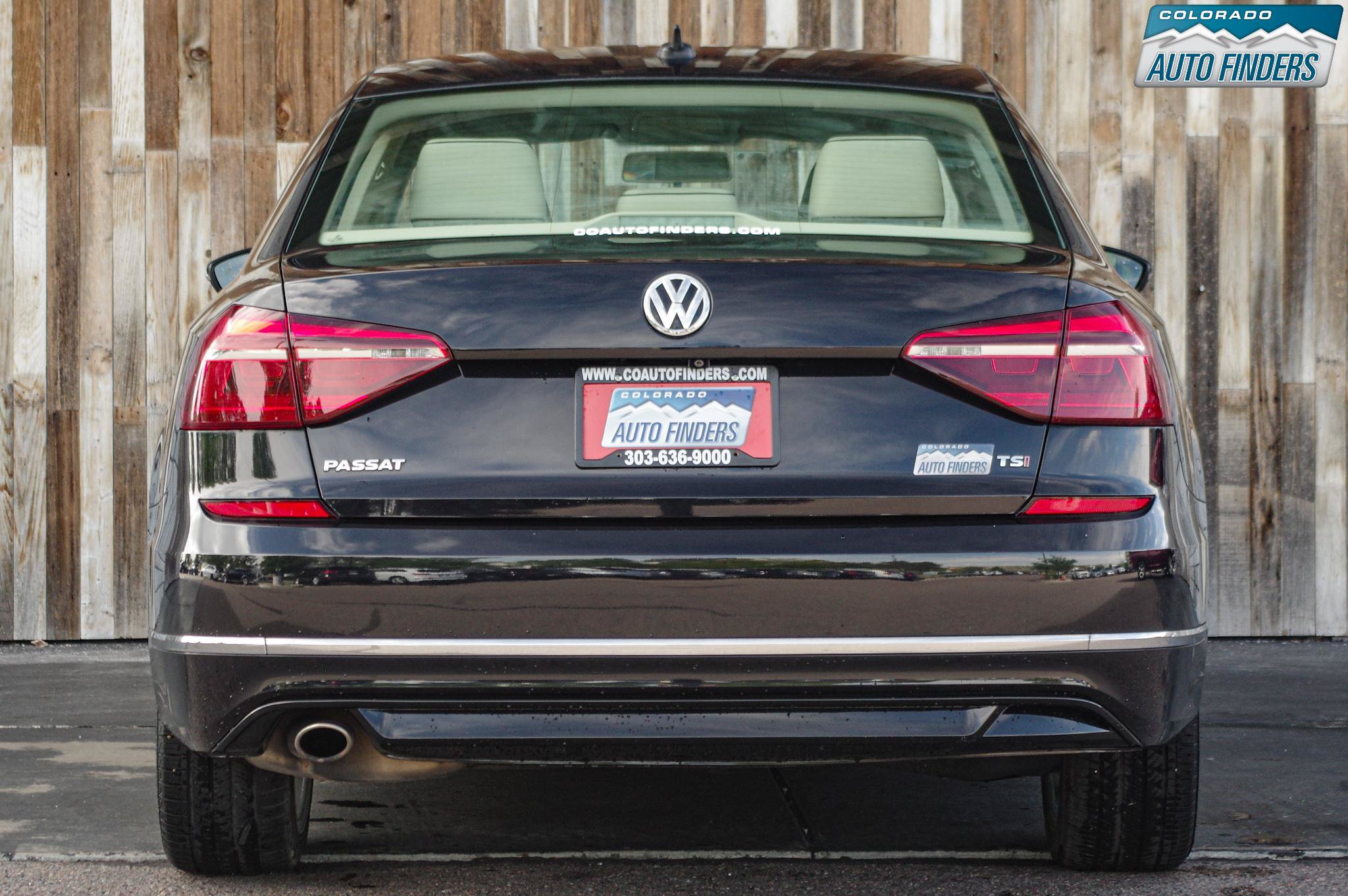 Used 2018 Volkswagen Passat 2.0T R-Line FWD image 5