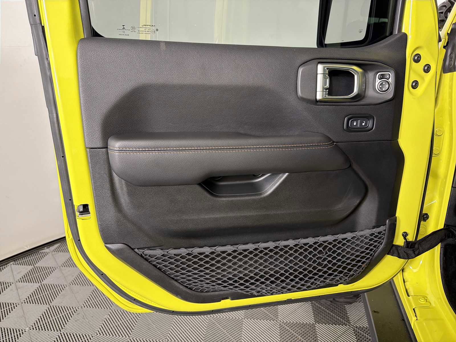 Used 2023 Jeep Wrangler Unlimited Rubicon 392 w/ Xtreme Recon 35" Tire Package image 9