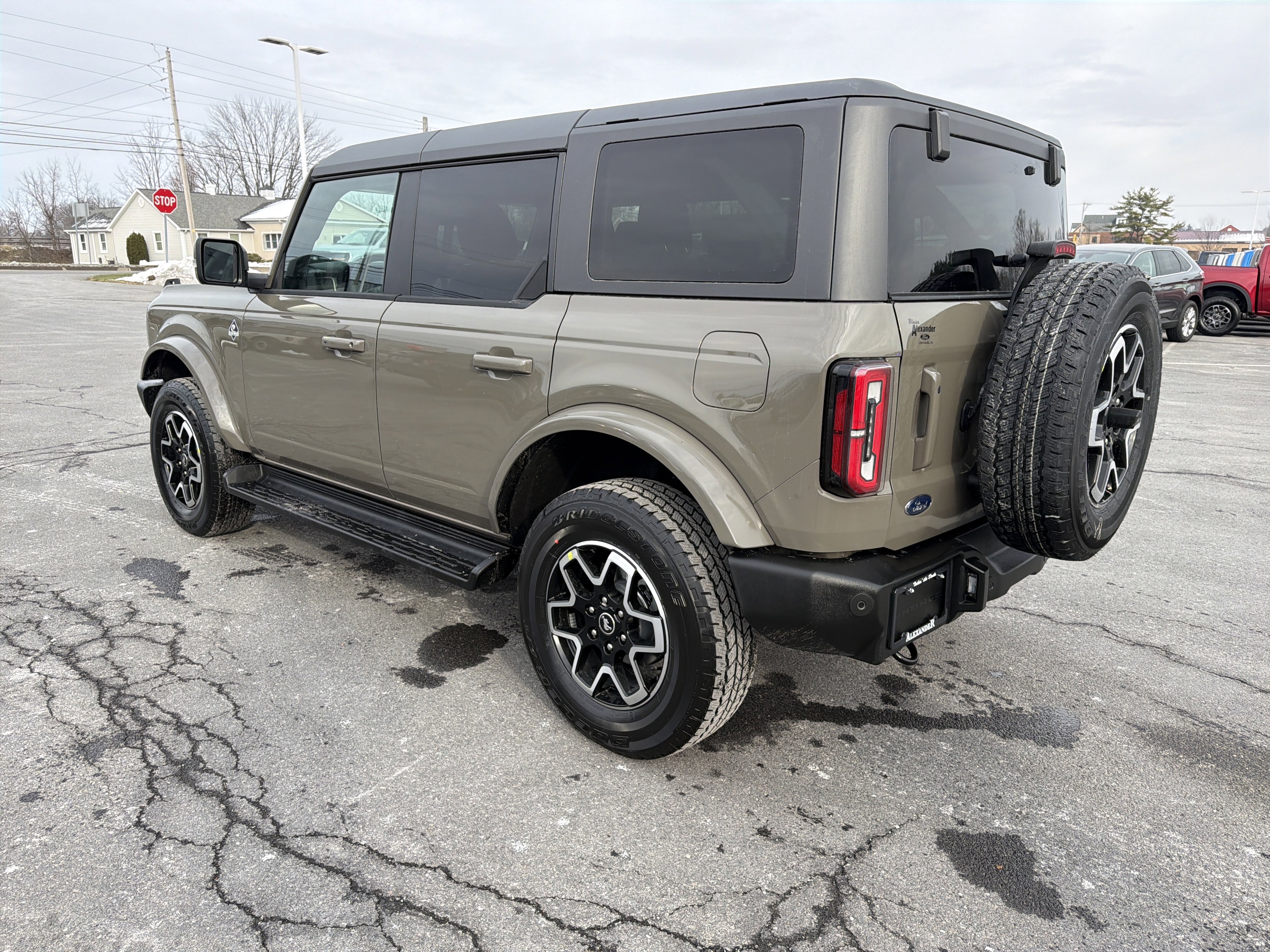 New 2025 Ford Bronco Outer Banks image 6
