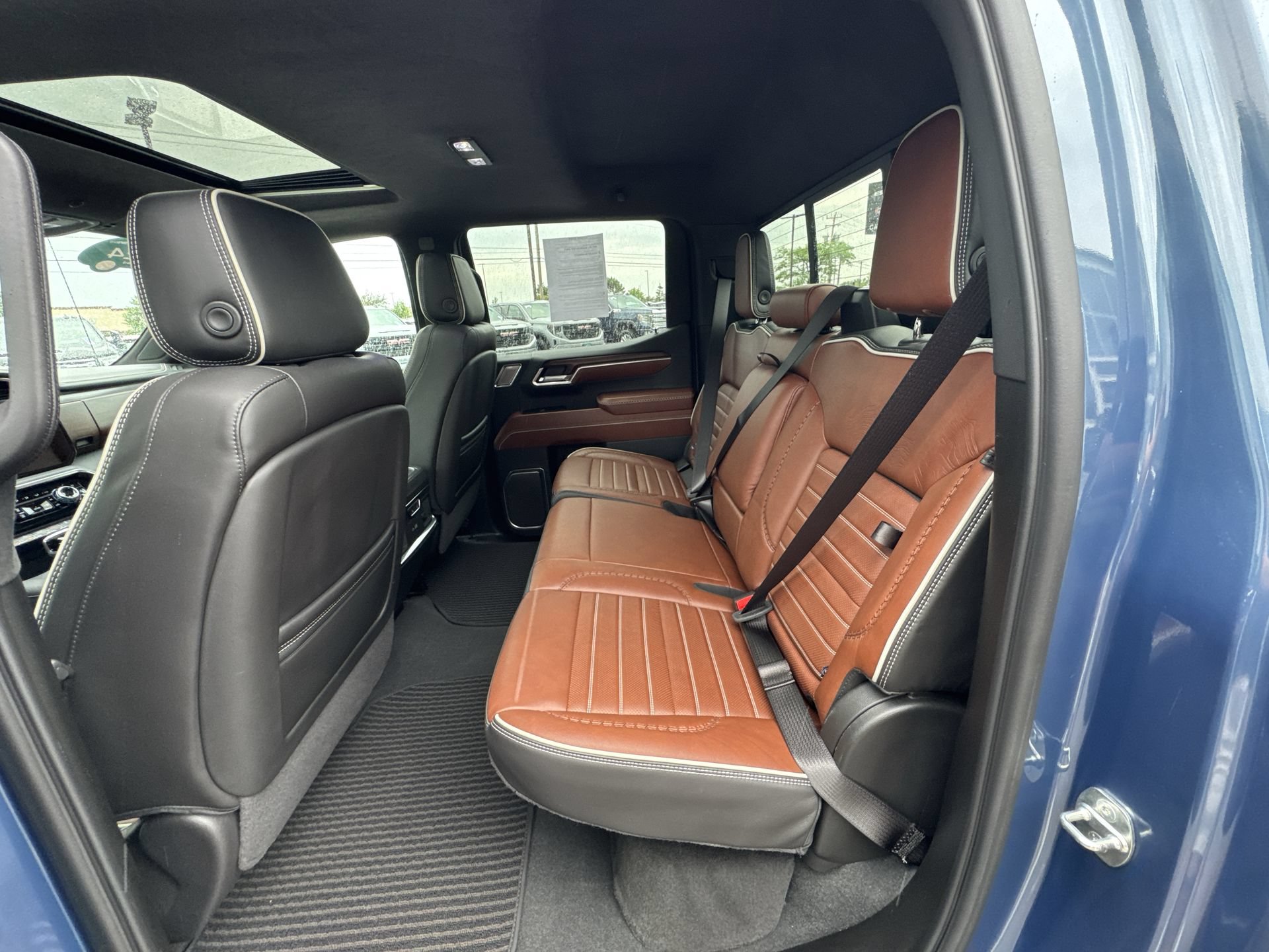 Used 2024 GMC Sierra 1500 Denali Ultimate AWD/4WD image 26
