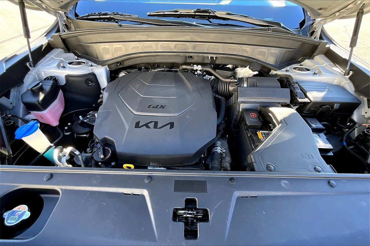 Used 2022 Kia Telluride SX w/ Nightfall Edition Package image 38