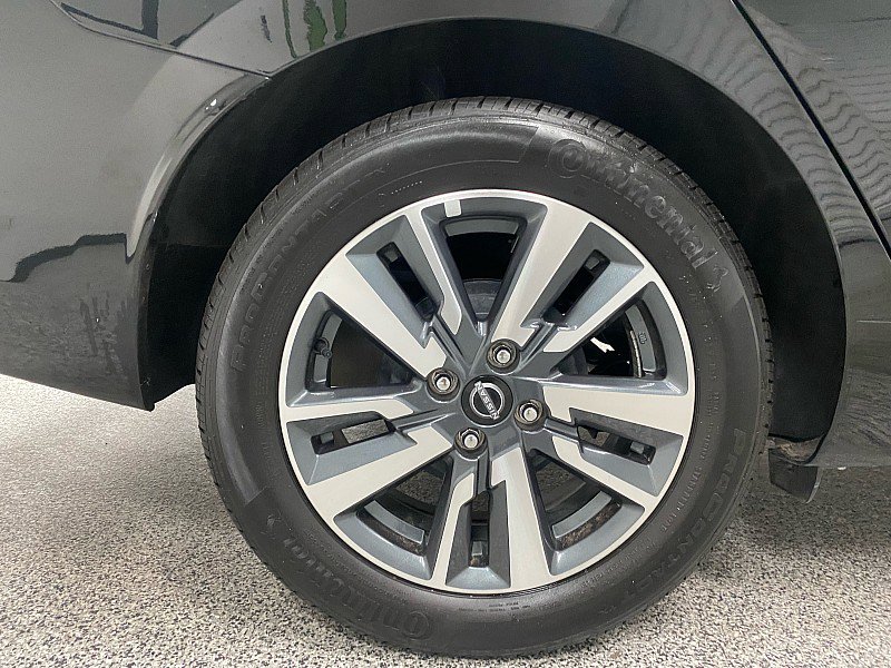 Used 2024 Nissan Versa S w/ S Plus Package image 27