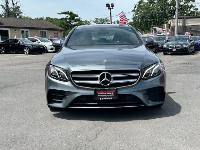 Used 2019 Mercedes-Benz E 300 4MATIC image 2
