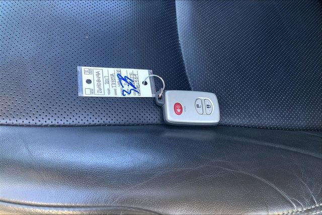 Used 2017 Toyota 4Runner Limited image 11