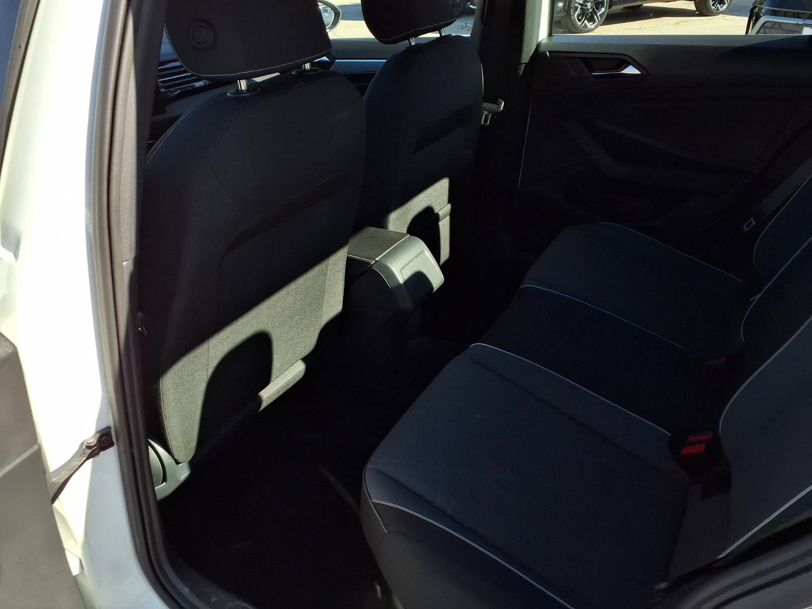 Certified 2025 Volkswagen Jetta Sport image 20