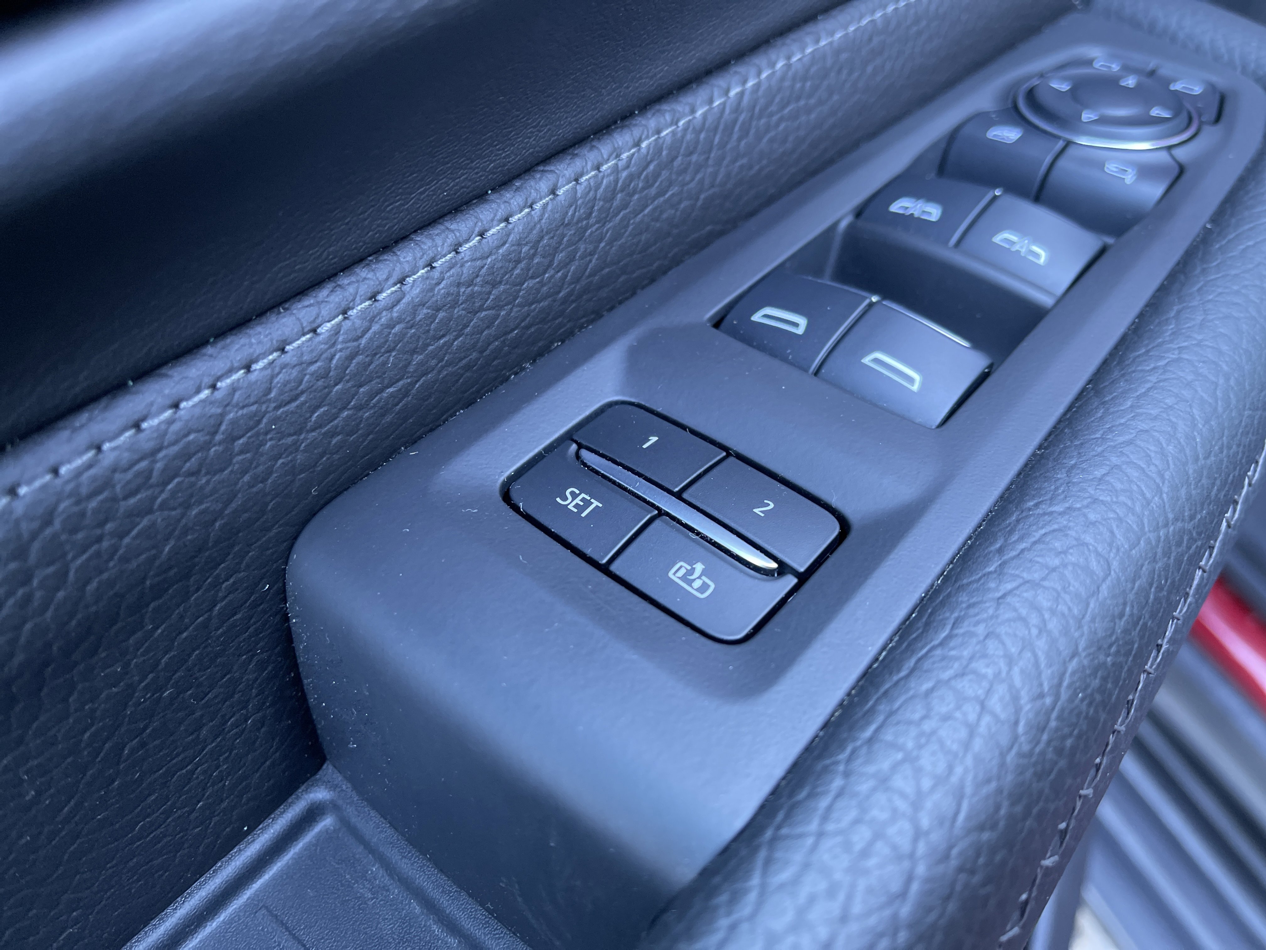 Used 2024 GMC Yukon Denali w/ Max Trailering Package image 19