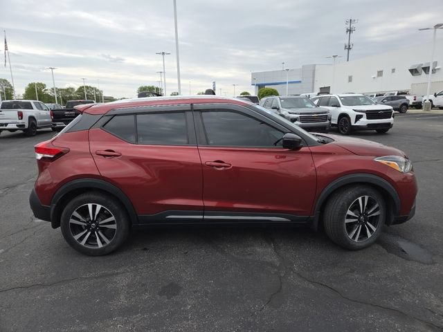 Used 2020 Nissan Kicks SR FWD image 18