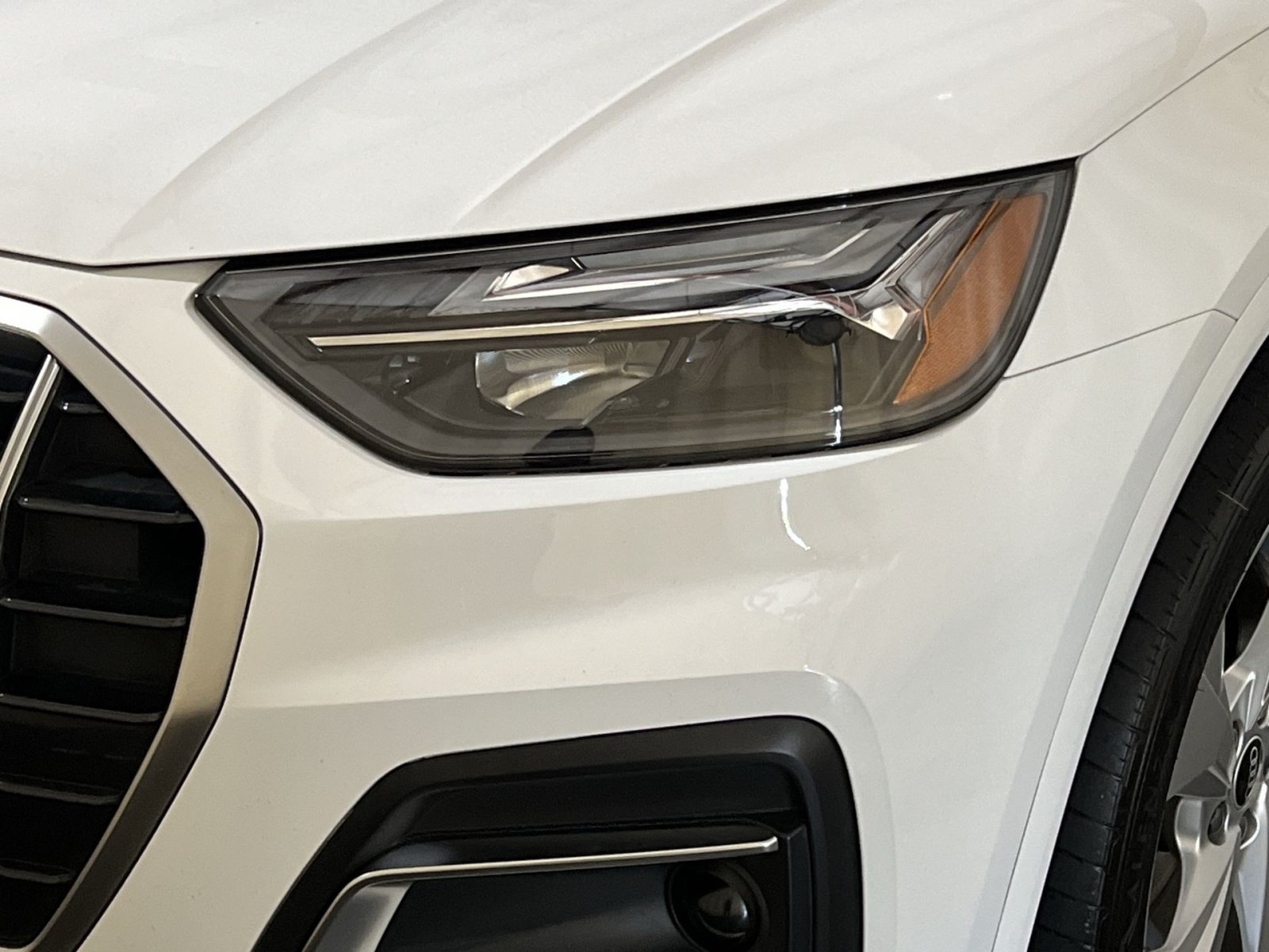 Used 2021 Audi Q5 2.0T Premium Plus w/ Premium Plus Package AWD/4WD image 13