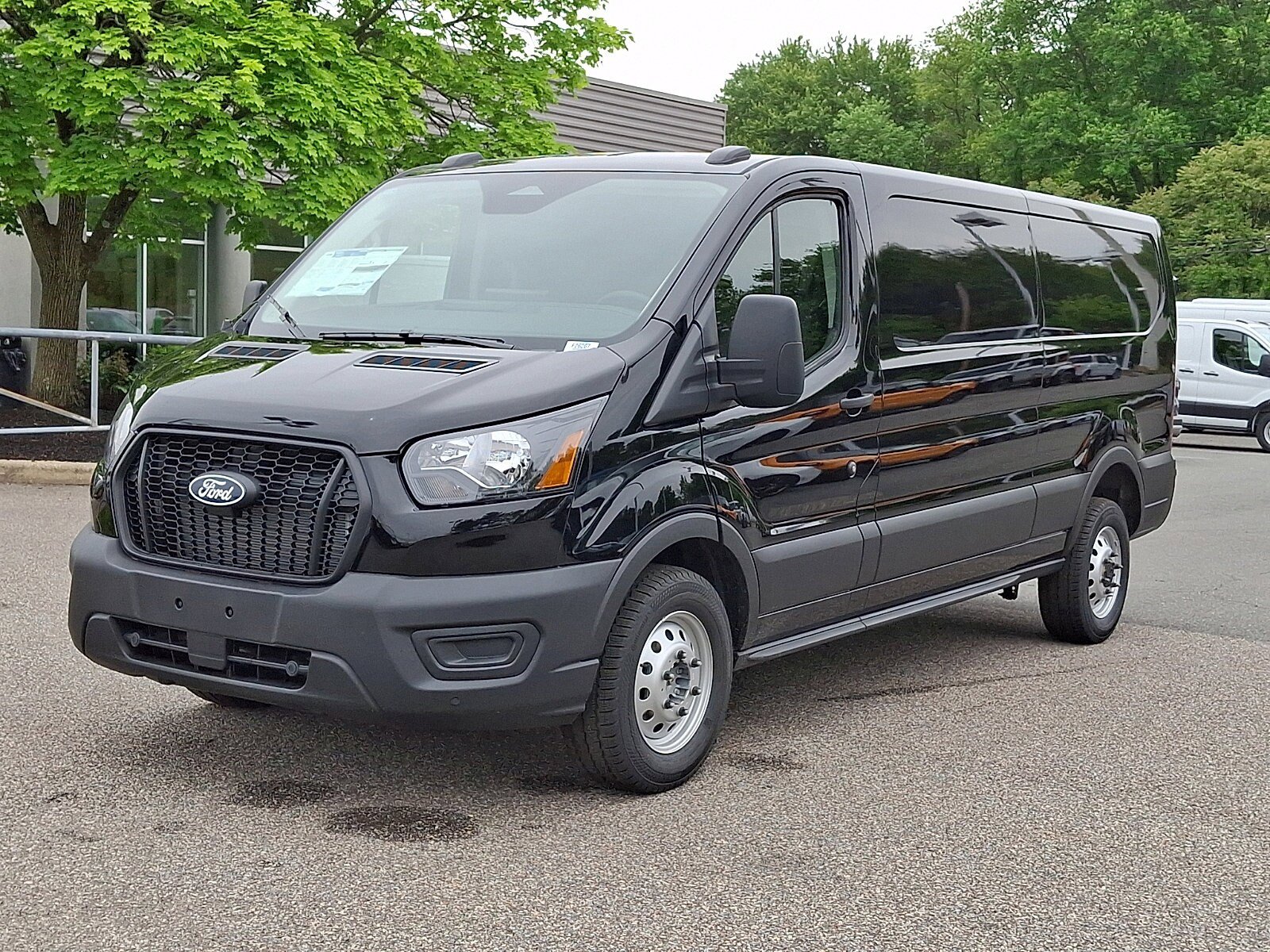 New 2026 Ford Transit 250 Low Roof AWD image 3