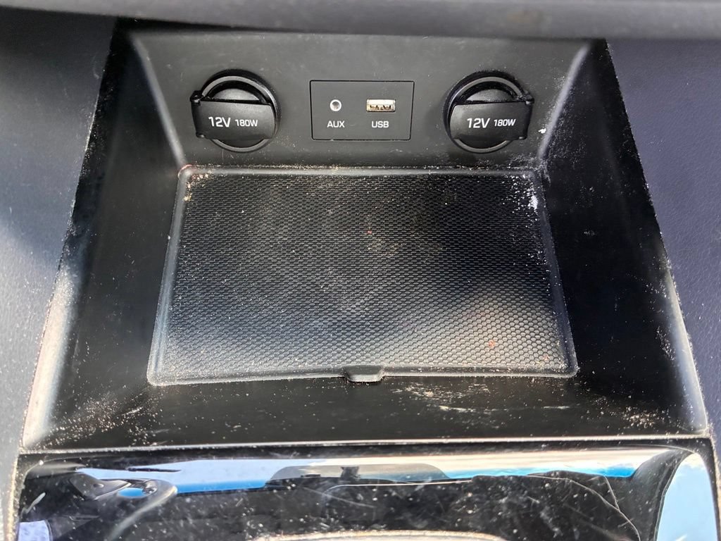 Used 2019 Hyundai Ioniq Plug-In Hybrid FWD image 36