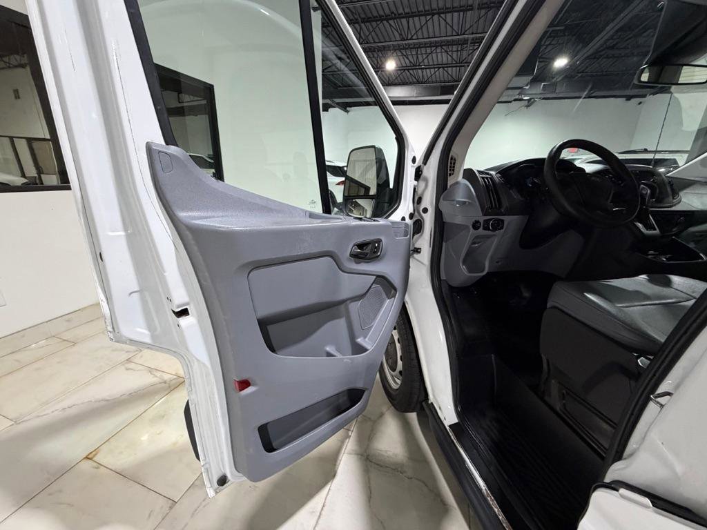 Used 2018 Ford Transit 350 XL RWD image 29