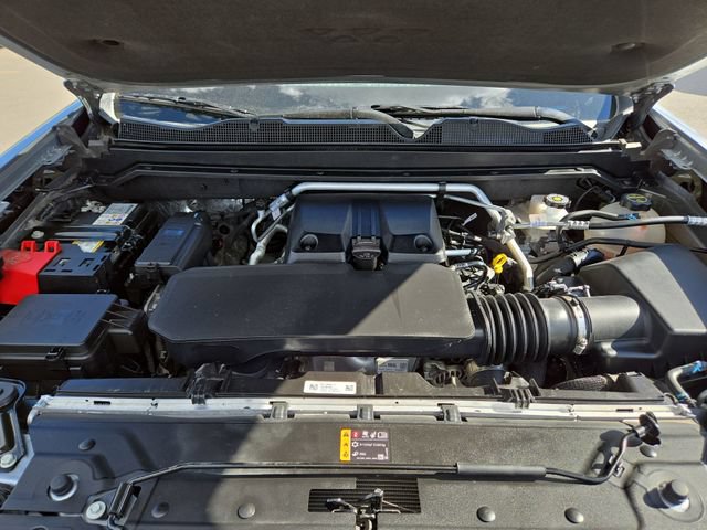 Used 2025 Chevrolet Colorado Z71 w/ Z71 Convenience Package 2 AWD/4WD image 35