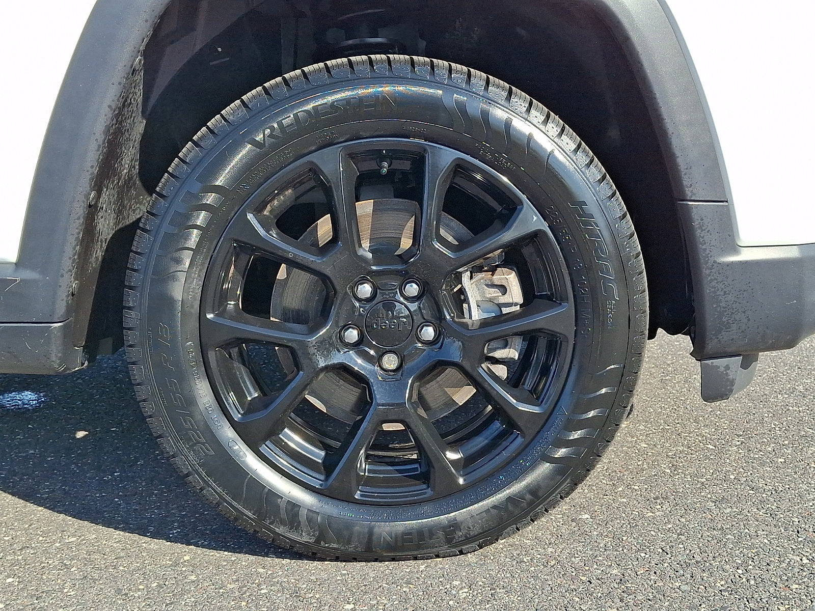 Used 2023 Jeep Compass Latitude w/ Sun and Sound Group image 8