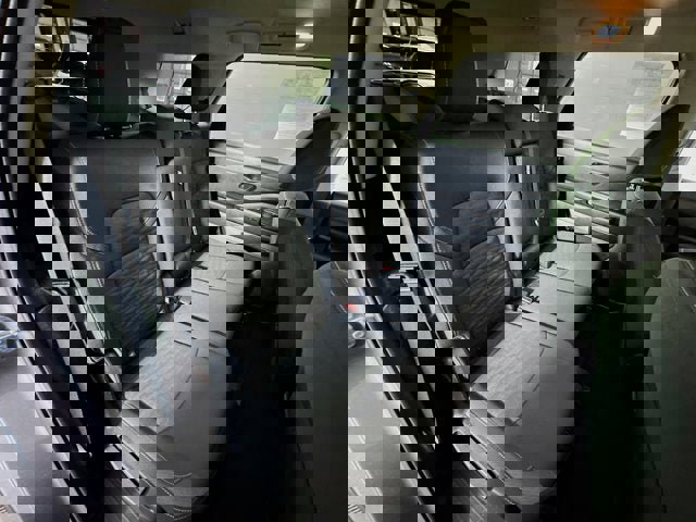 Certified 2025 Nissan Pathfinder SV image 24