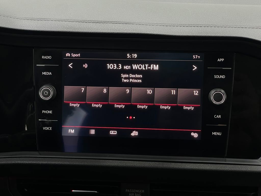 Used 2019 Volkswagen Jetta SEL image 22