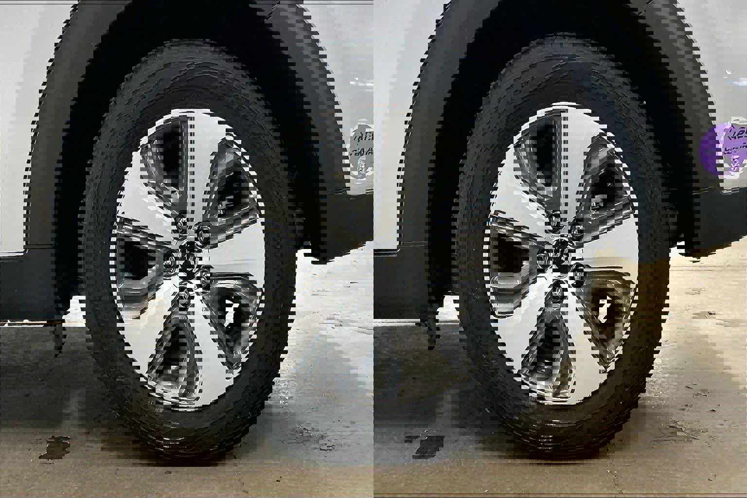 Used 2019 Kia Niro EX image 12