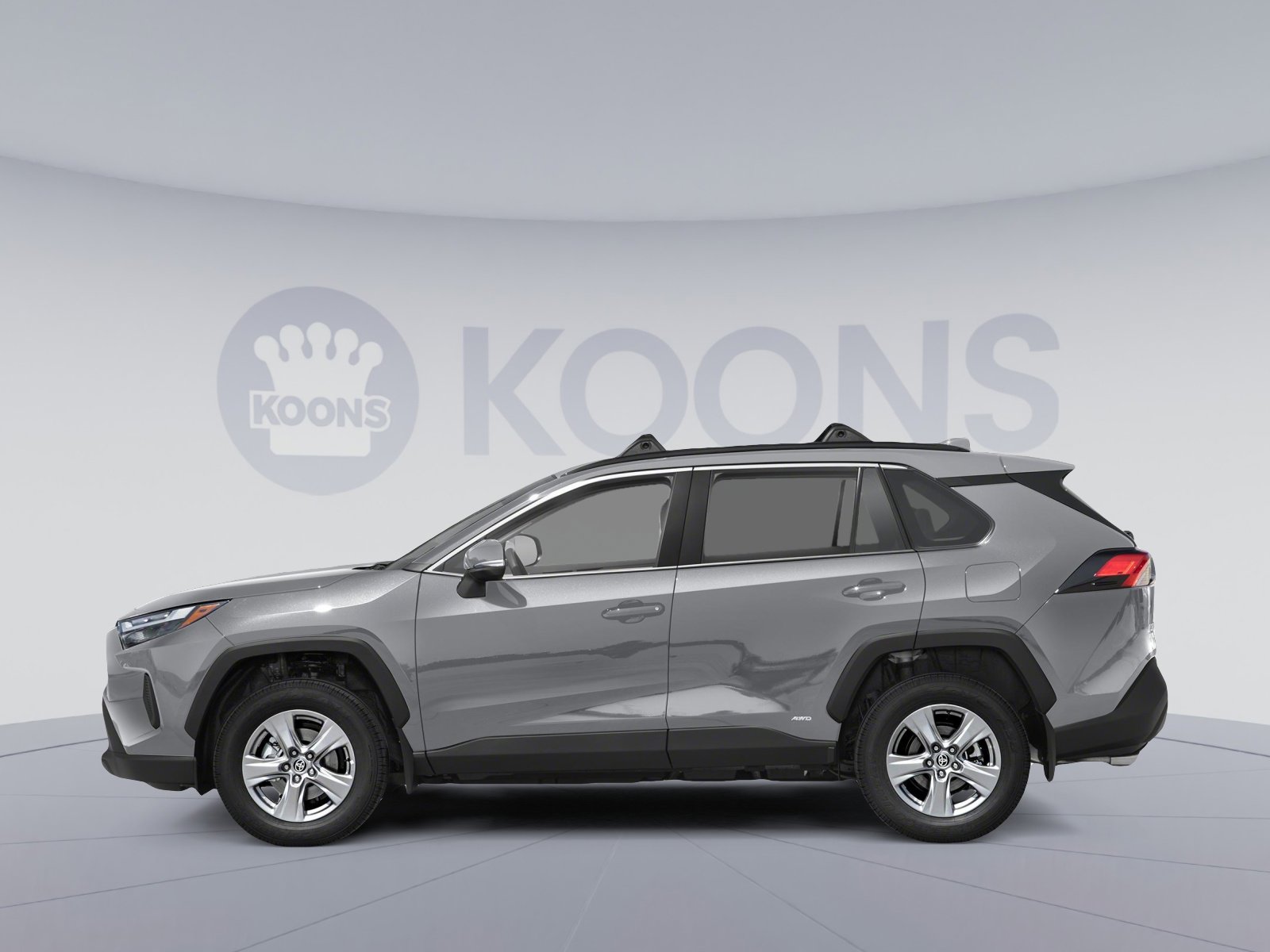 Used 2023 Toyota RAV4 XLE Premium AWD/4WD image 4