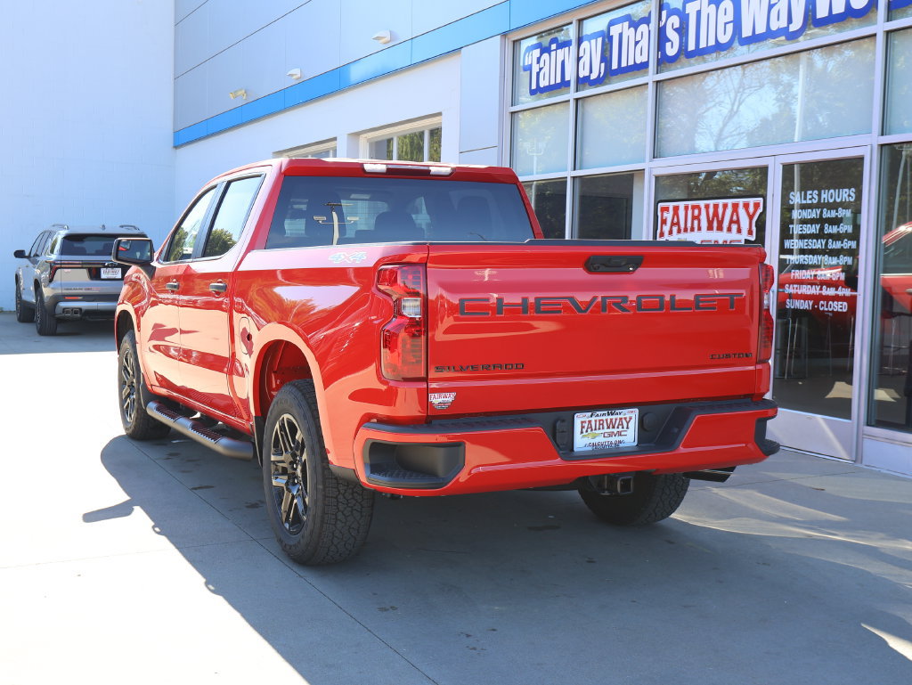 New 2026 Chevrolet Silverado 1500 Custom w/ Turbomax Blackout Package AWD/4WD image 8